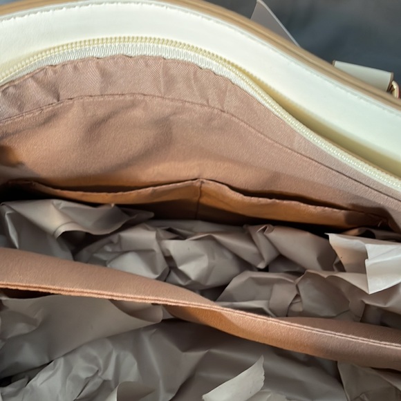 NWT Adrienne Vittadini Madison Lizard Lock Solid Satchel - Picture 12 of 14